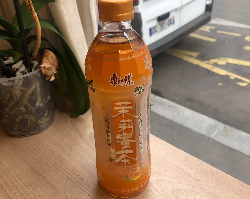 Thé jasmin au miel glacé 
