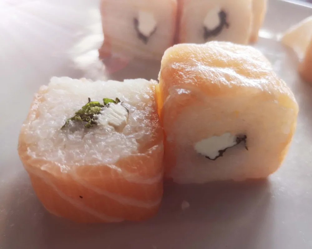 MA11 Maki spécial Saumon menthe