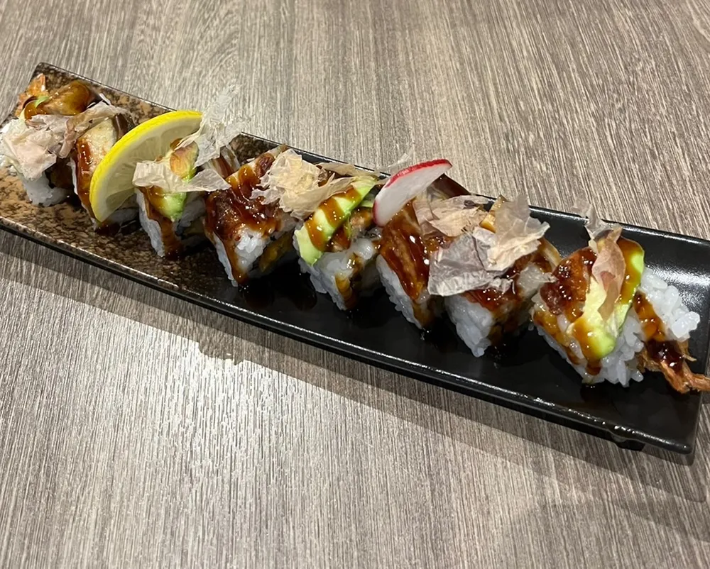 D5 anguille rolls