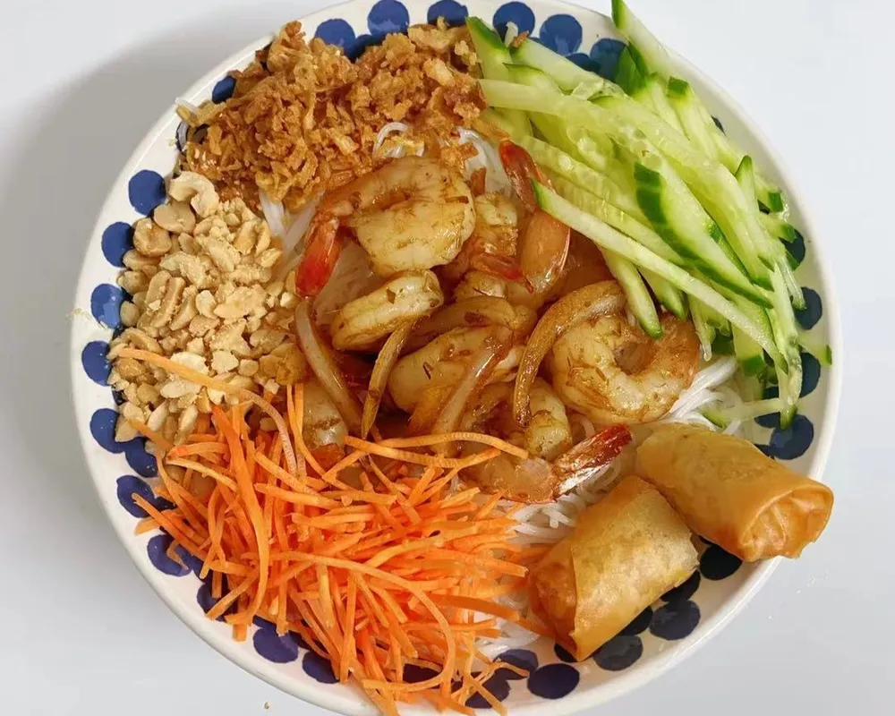 B4 Bobun aux crevettes 