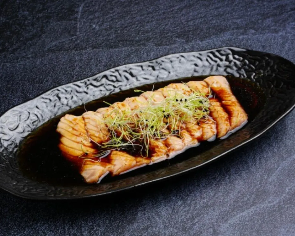 R9 TATAKI DE SAUMON