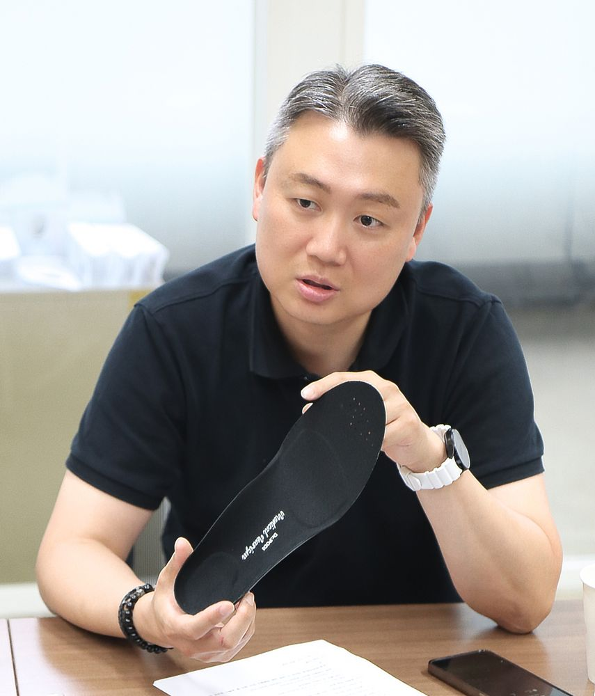 바른의사연구소, 족저근막염 개선 위한 족부 전문의 개발 '닥터포디' 기능성 깔창 출시