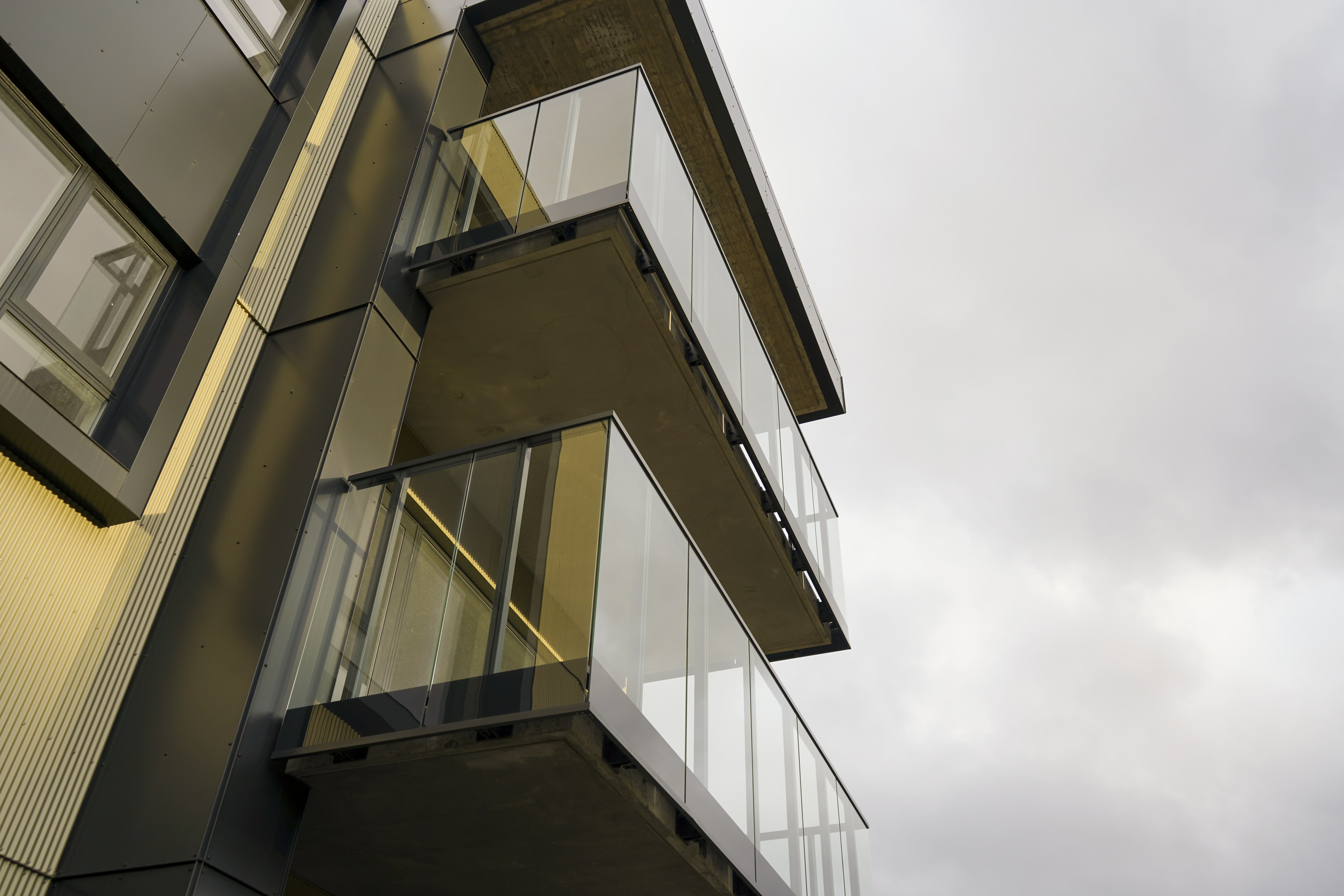 Glass Installation at Lautargata