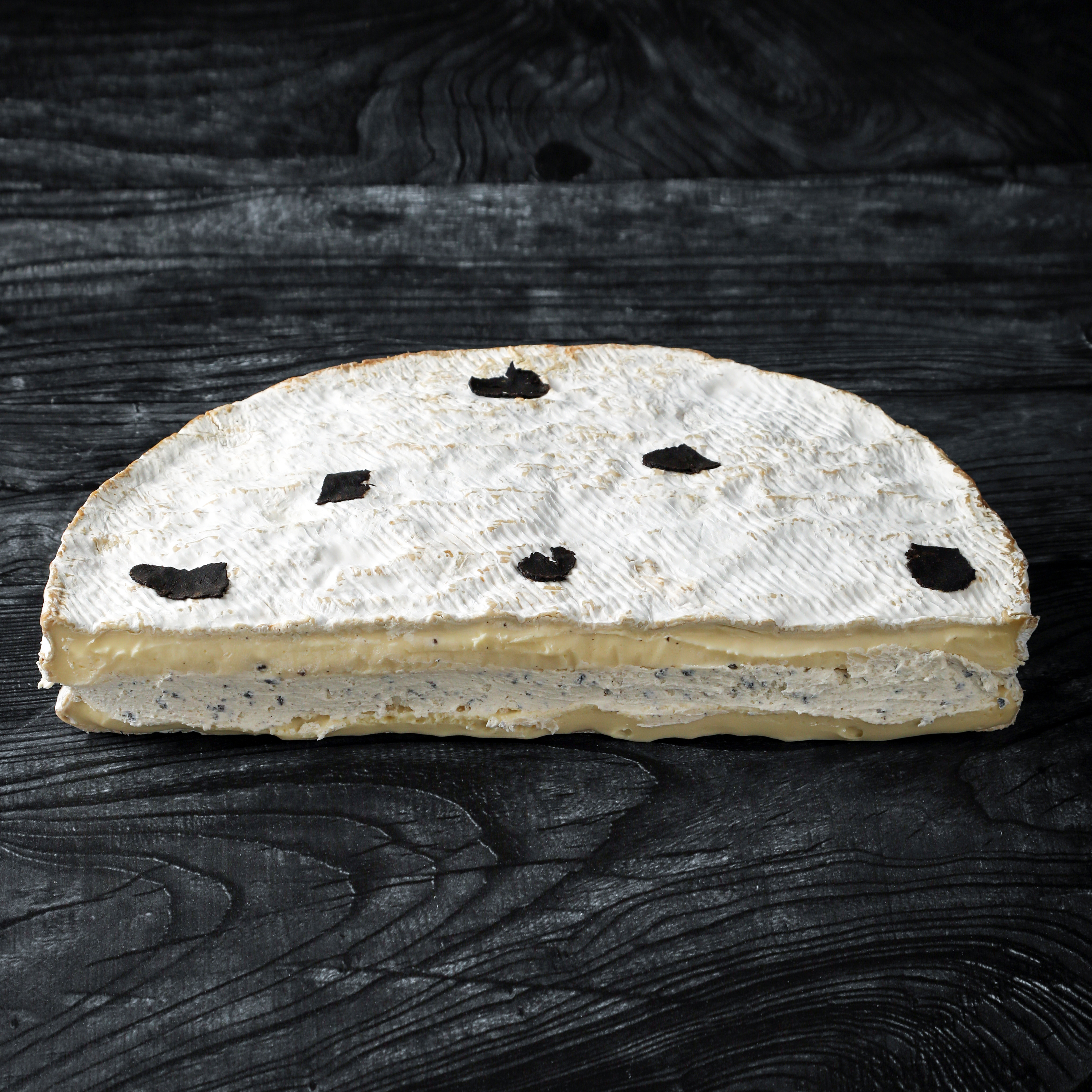 329 - BRIE TRUFFÉ