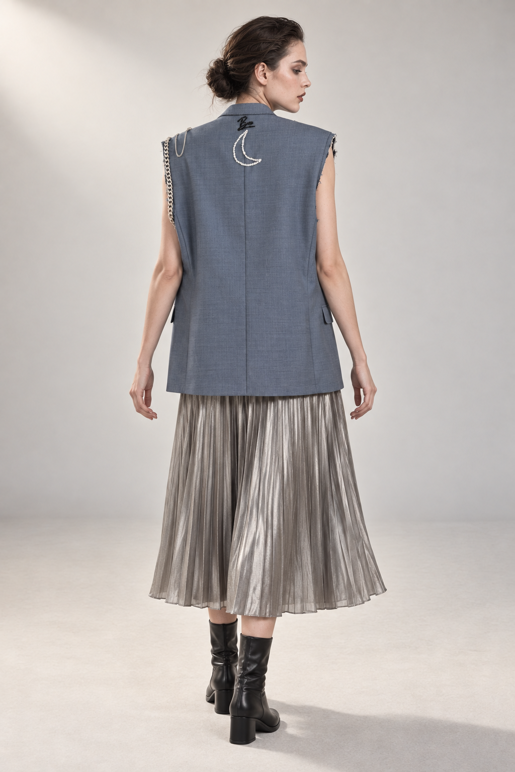 CRESCENT — alternate view 4