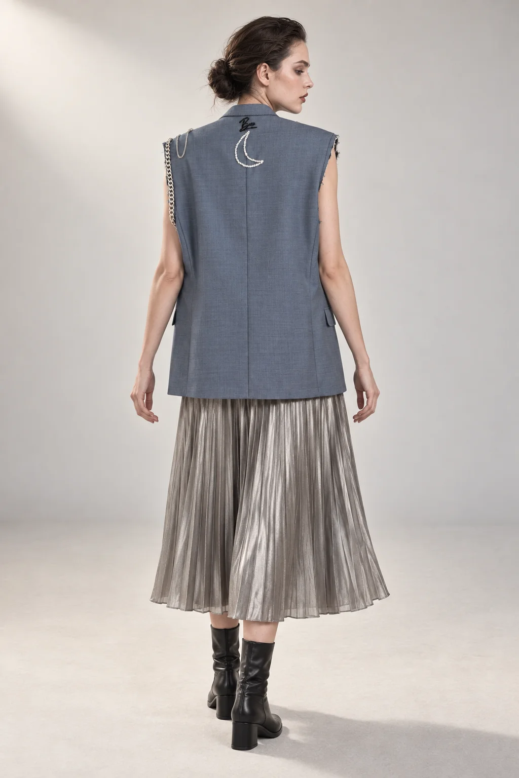 CRESCENT — One-of-one vest, upcycled from a blazer, view 4
