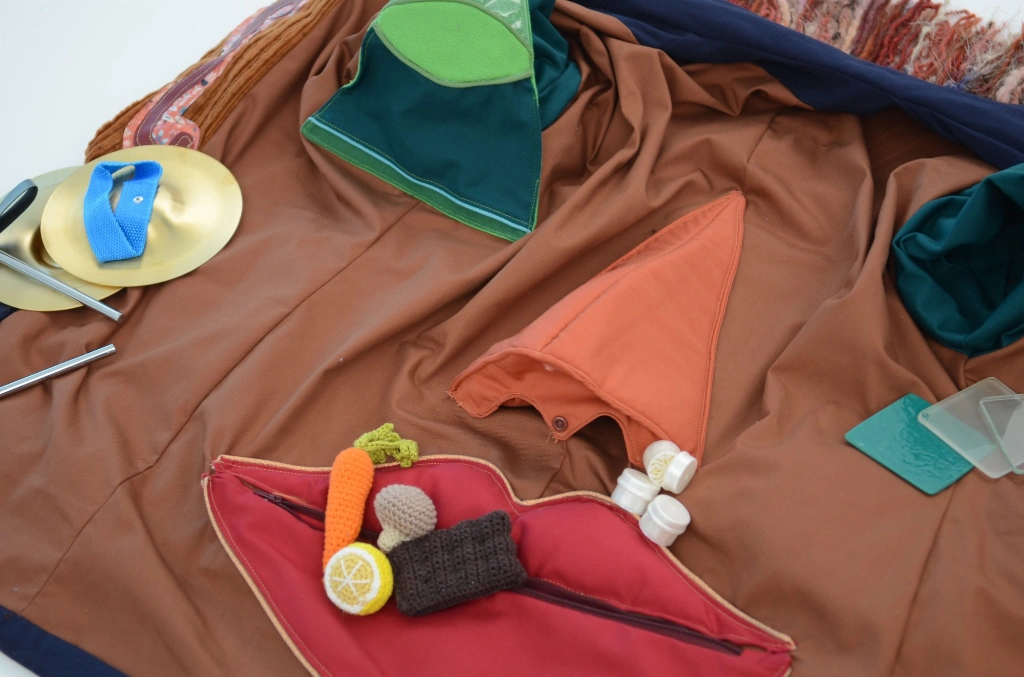 Atelier enfant: Manteau des 5 sens à Sars-Poteries — Événement