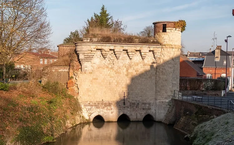 Tour des Arquets à Cambrai — Point d’intérêt