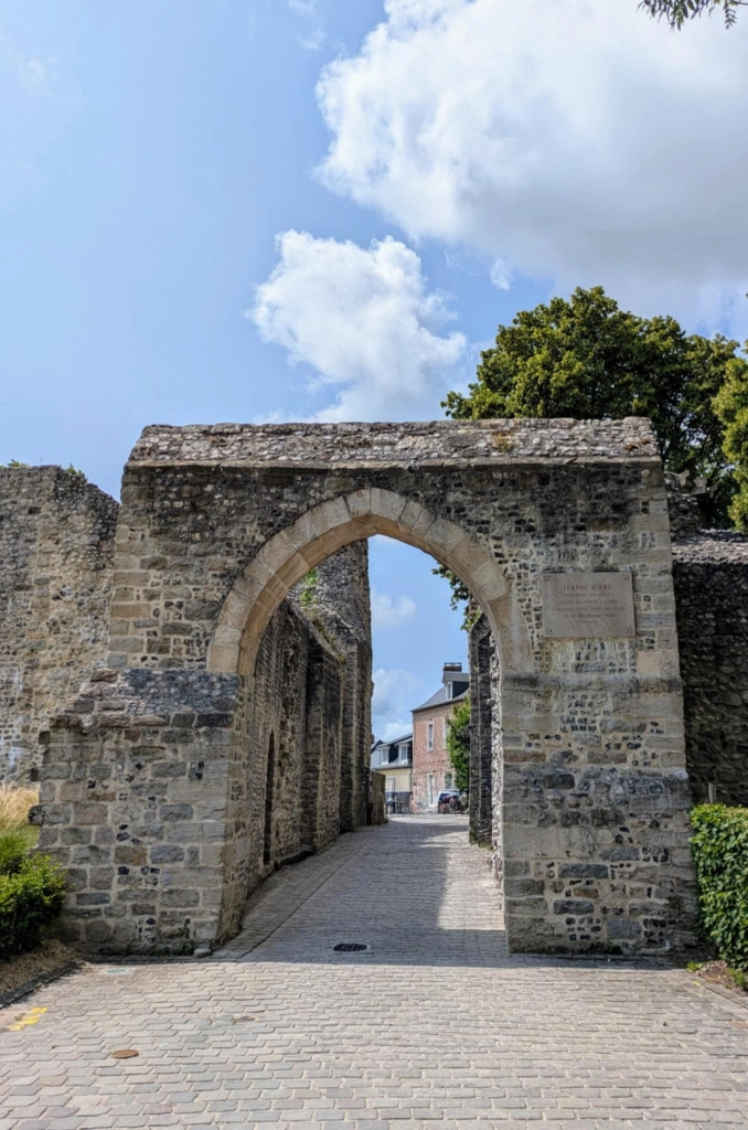 Porte Jeanne d'Arc à Saint-Valery-sur-Somme — Point d’intérêt