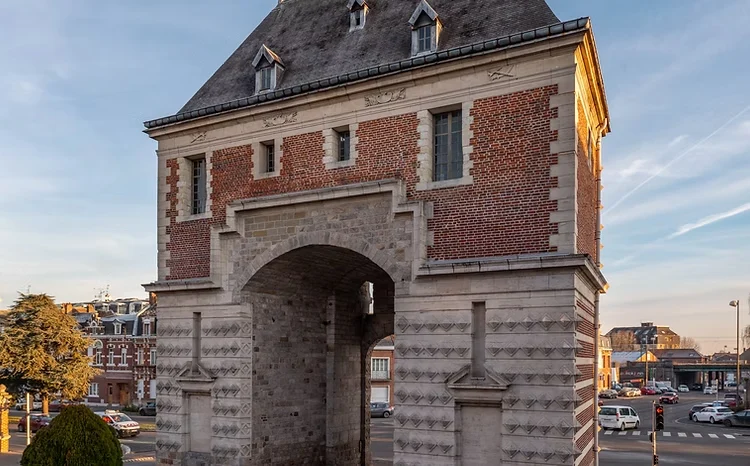 Porte Notre-Dame à Cambrai — Lieu