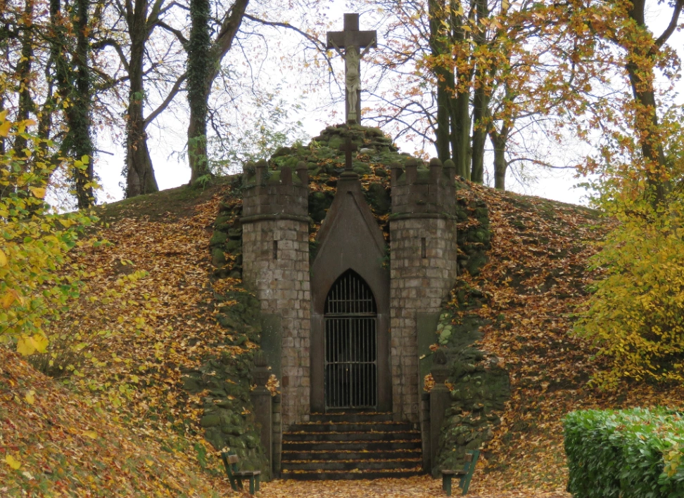 Tombeau du Philanthrope à Wargnies-le-Grand — Point d’intérêt