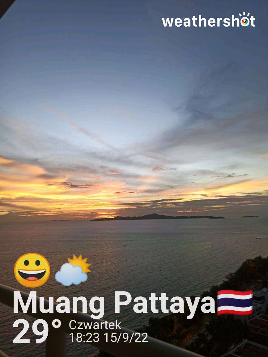 Rainy night weather in Muang Pattaya, 29°C — September 15, 2022 (community photo)
