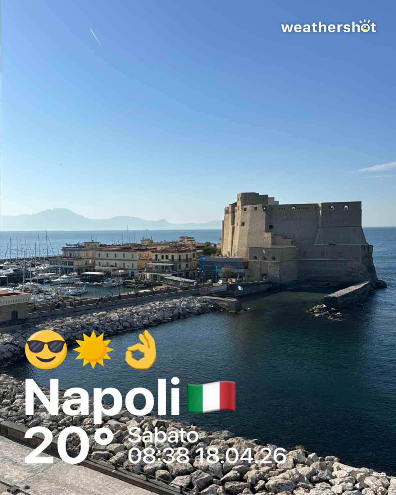 Clear weather in Napoli, 17°C — April 18, 2026 (community photo)