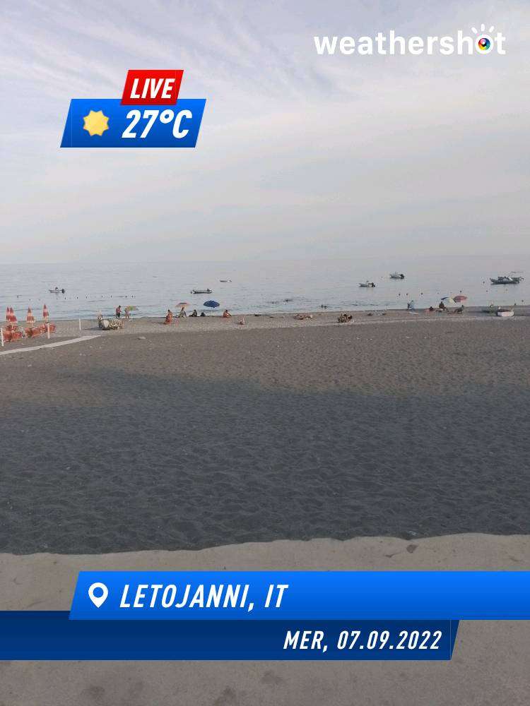 Sunny weather in Letojanni, 27°C — September 7, 2022 (community photo)