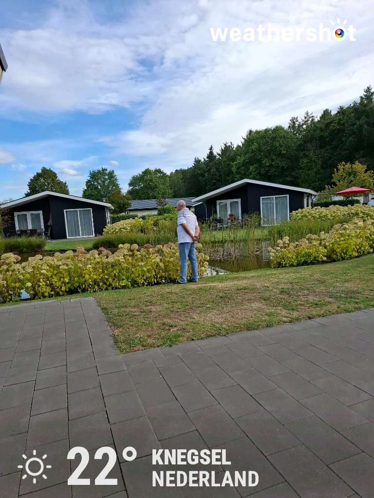 Clear weather in Knegsel, 22°C — September 10, 2025 (community photo)