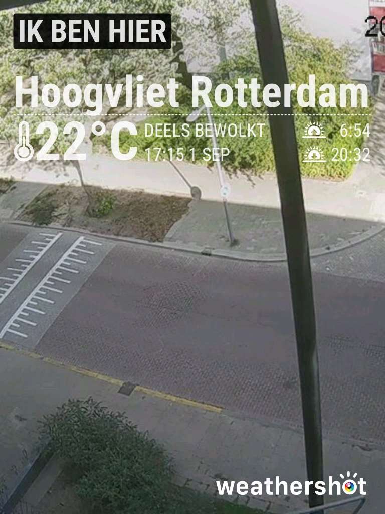 Cloudy night weather in Hoogvliet Rotterdam, 22°C — September 1, 2025 (community photo)