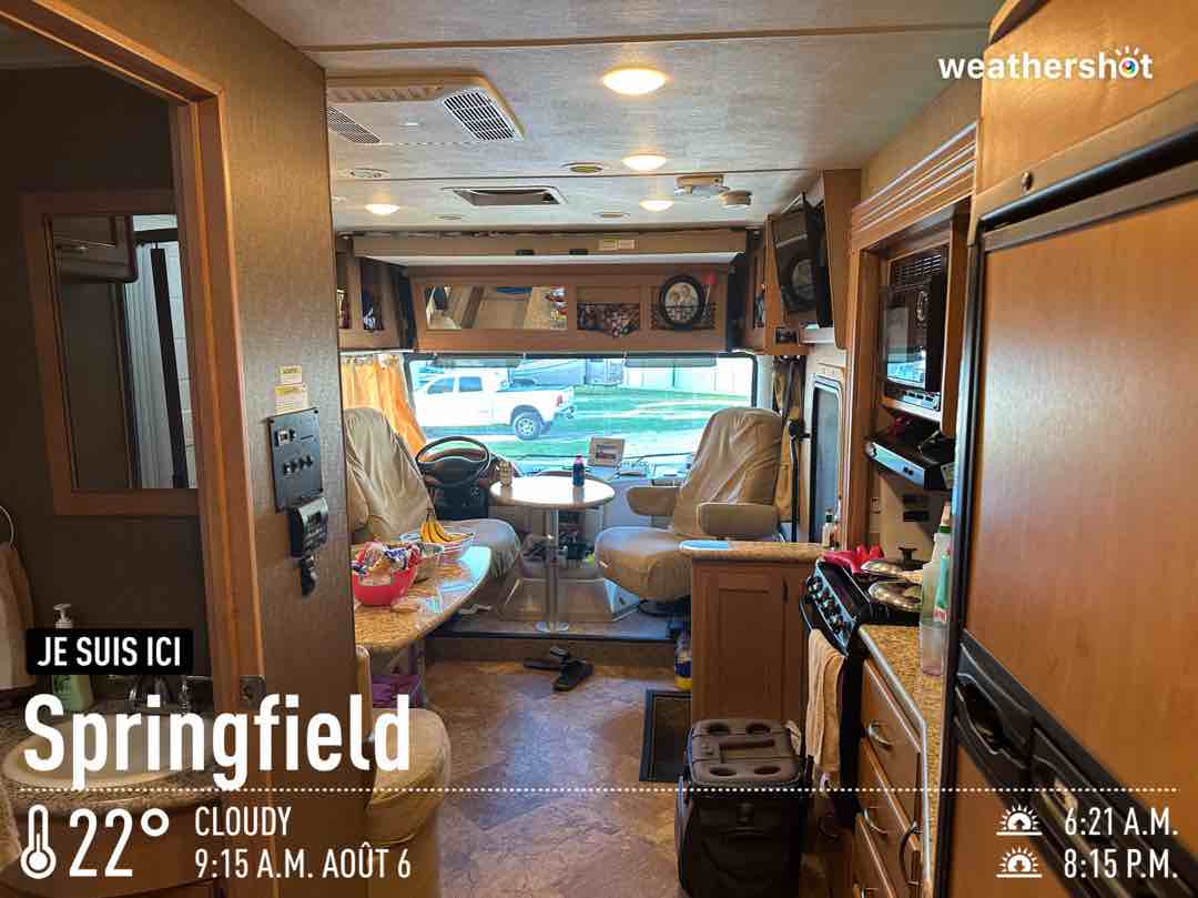 Cloudy weather in Springfield, 72°F — August 6, 2023 (community photo)