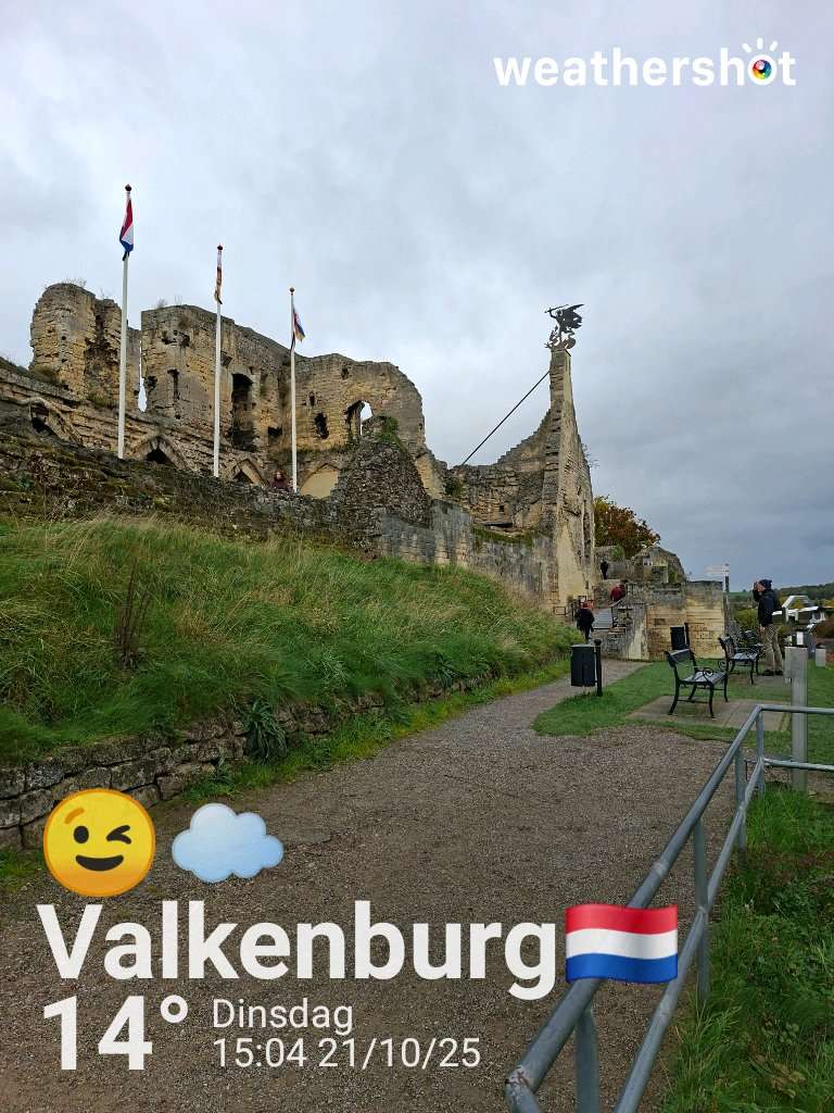 Cloudy weather in Valkenburg, 14°C — October 21, 2025 (community photo)