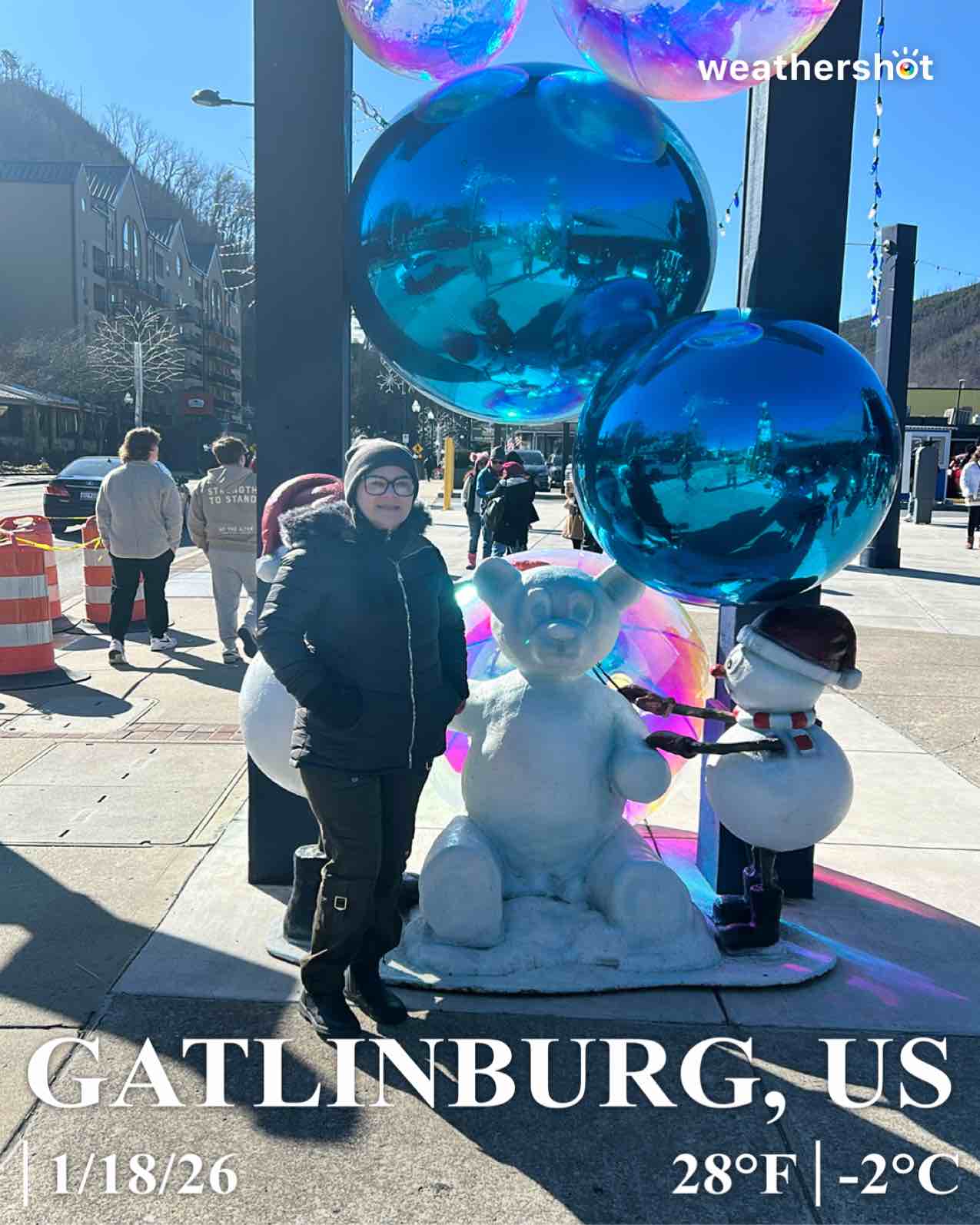 Clear weather in Gatlinburg, 28°F — January 18, 2026 (community photo)