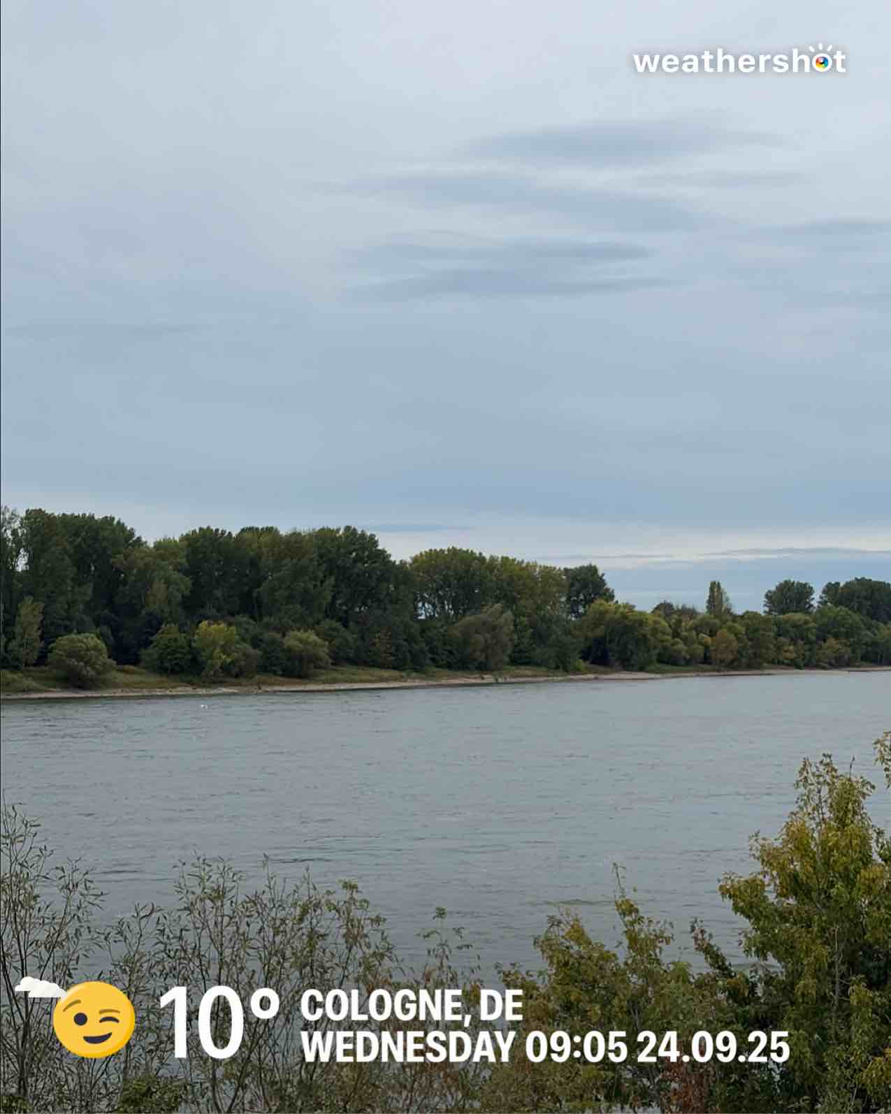 Cloudy weather in Köln, 10°C — September 24, 2025 (community photo)