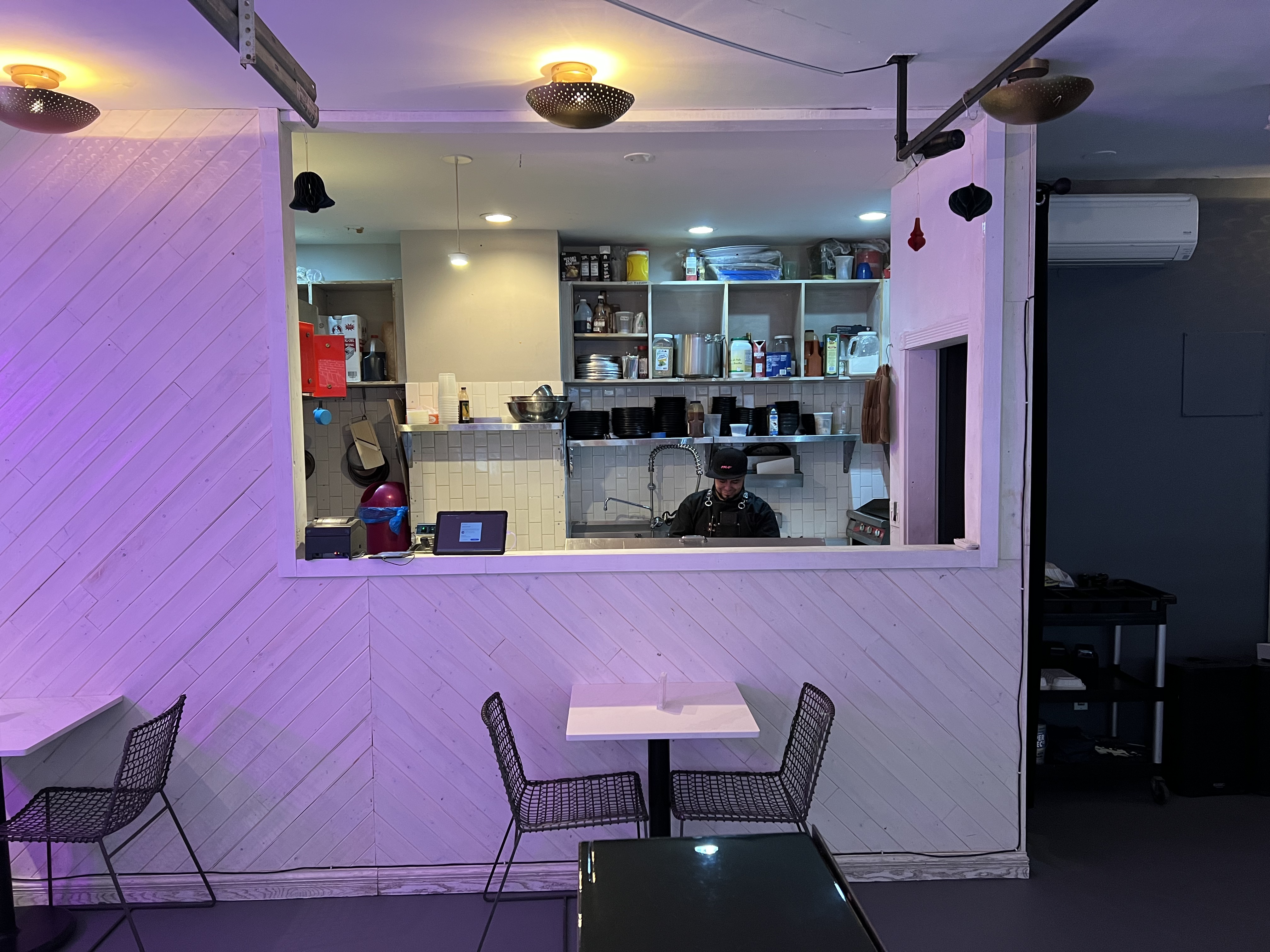 Pomo BK photo 5