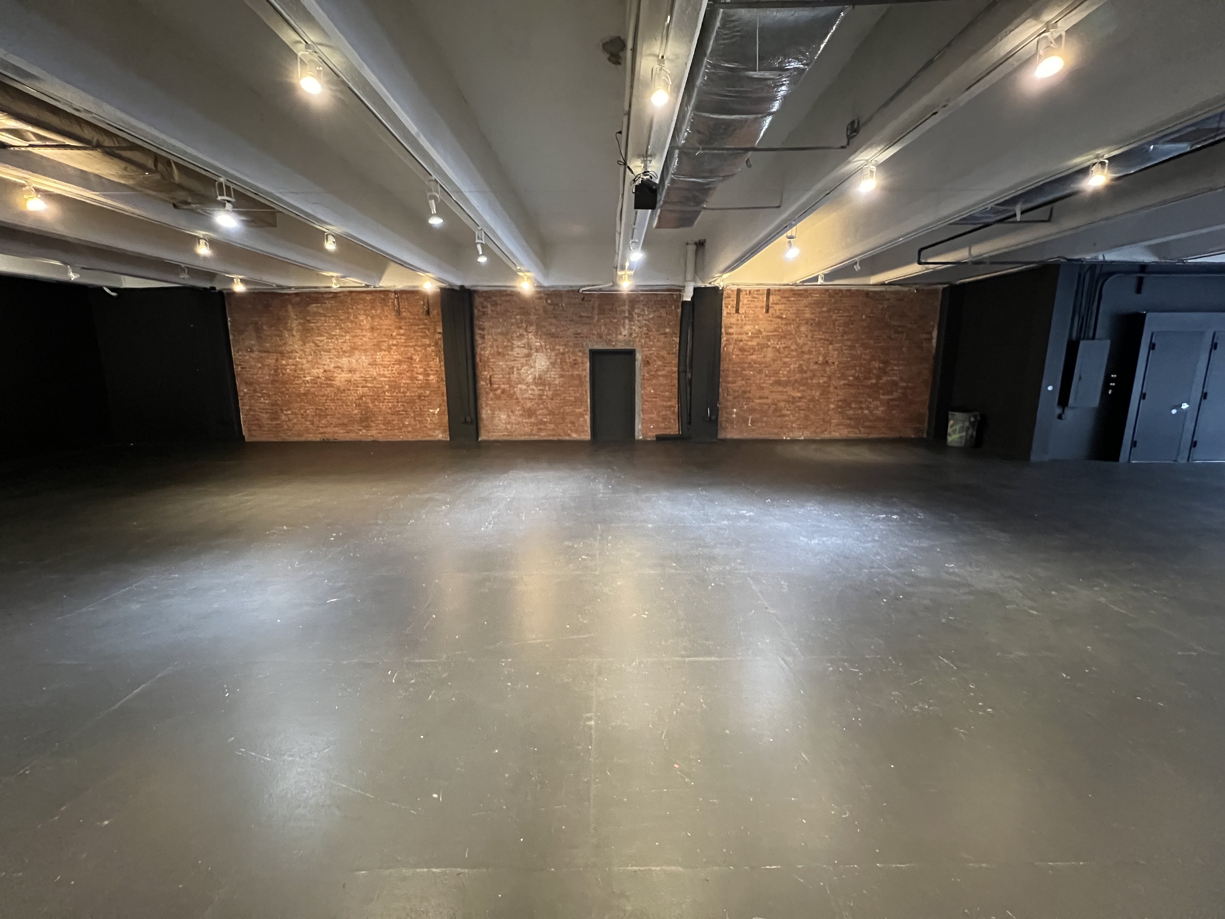 Sanders Studios 1 photo 9