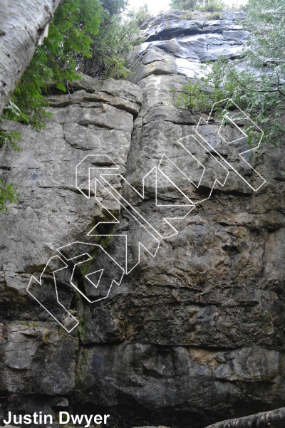 photo of Nifty Nook, 5.7 ★★★ at Left Wall from Ontario: Devil's Glen