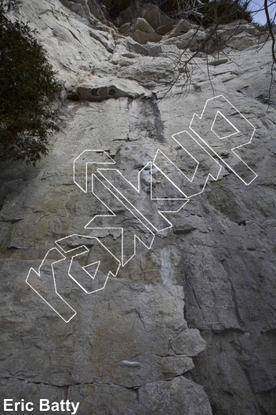 photo of Block and Tackle, 5.10b  at Slippery People Area from Ontario: Devil's Glen