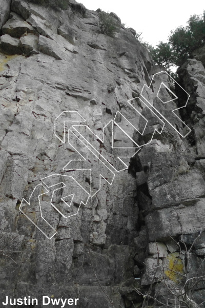 photo of Route 66, 5.10d ★★★★★ at Stuck In The Middle Wall from Ontario: Mount Nemo