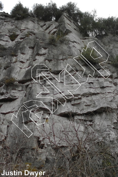 photo of Dehydrated Yuppie Brains, 5.10b ★★★ at Batcave Ledge from Ontario: Mount Nemo