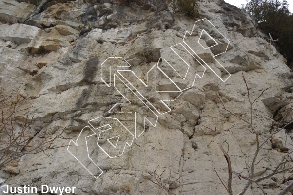 photo of Buffalo Crag – Francisco’s Memorial Traverse, 5.9  at Ignored Traverses from Ontario: Rattlesnake Conservation Area