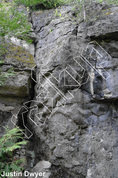 photo of Polynesian Town, 5.10a ★★★ at The Big Boy Wall from Ontario: The Swamp