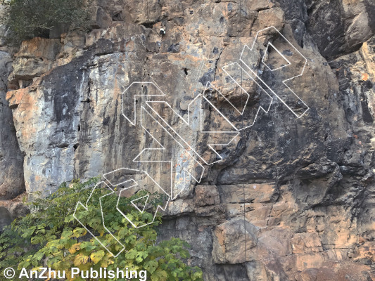 photo of Upper Left 左上平台 from China: Yangshuo Rock 阳朔攀岩路书