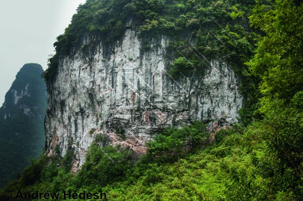 photo of The Gash   红大疤, 5.12b ★★★ at Old Goat Mountain  老羊山 from China: Yangshuo Rock 阳朔攀岩路书
