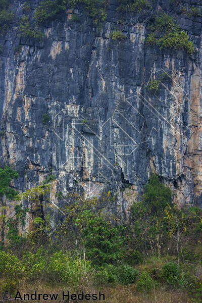 photo of Staircase Wall  石阶墙 from China: Yangshuo Rock 阳朔攀岩路书