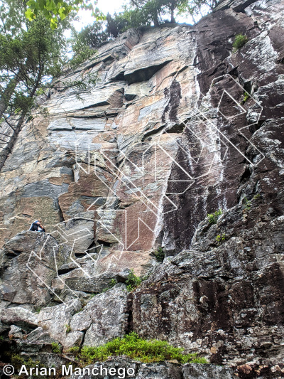 photo of Fellation, 5.10d  at l'Antre du Dragon from Québec: Lac Long