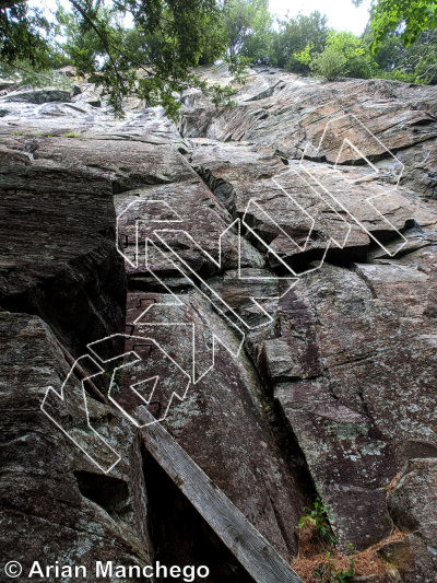 photo of Ballet Classique, 5.10b  at La Plage from Québec: Lac Long