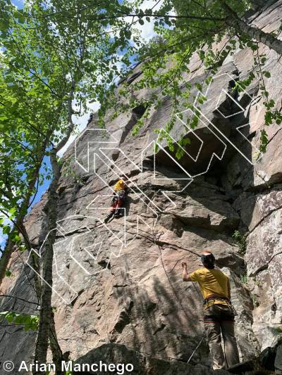 photo of Consécration, 5.13a  at Célébration from Québec: Lac Long