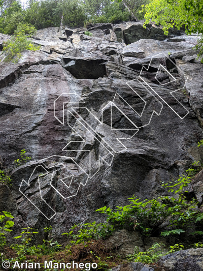 photo of Maquistador, 5.9+  at l'Arène from Québec: Lac Long