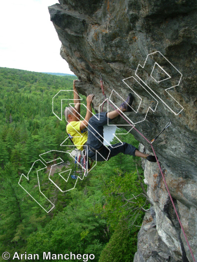 photo of Au royaume des cieux, 5.11a  at La Croisée des Chemins from Québec: Lac Long