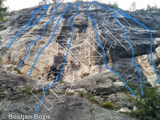 photo of Little Big Wall, 5.10a/b ★★★ at Trapez from Kotečnik Climbing