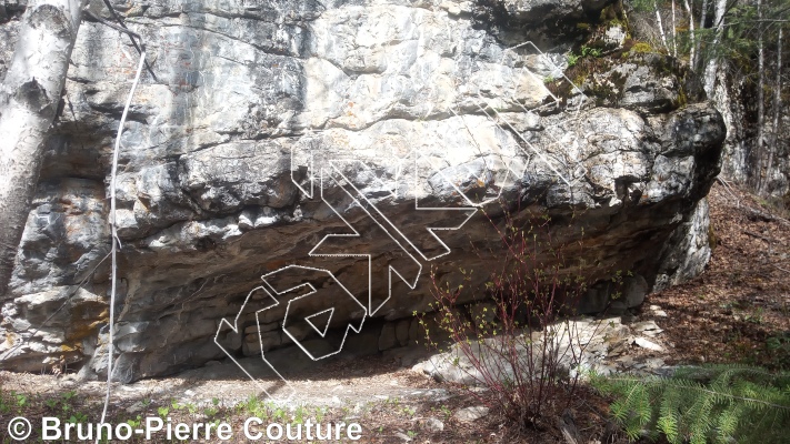 photo of Old Bridge Boulder from Columbia Valley Rock Climbing