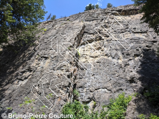 photo of Nectar, 5.10+  at Hueco wall from Columbia Valley Rock Climbing