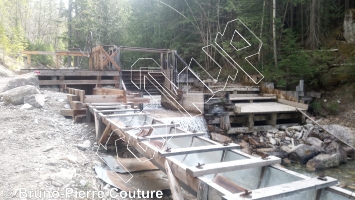 photo of The Flume from Columbia Valley Rock Climbing