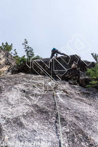 photo of Doctor Creek Cabin from Columbia Valley Rock Climbing