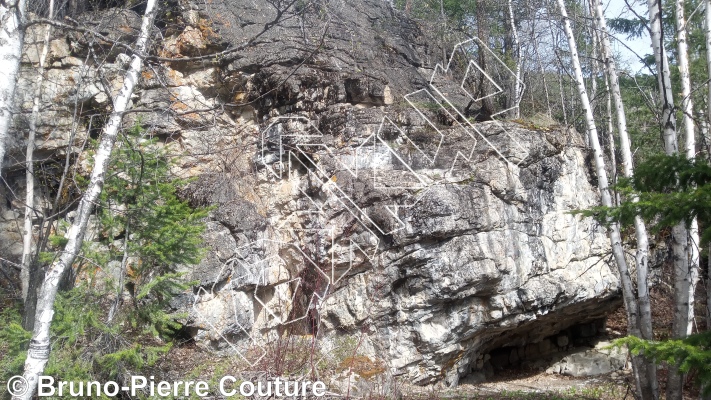 photo of Old Bridge Boulder from Columbia Valley Rock Climbing
