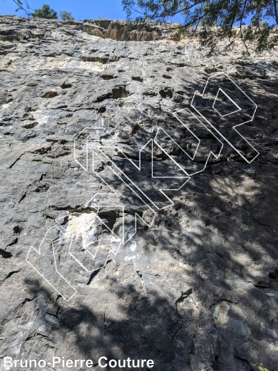 photo of Kugel Mutti, 5.10+  at Hueco wall from Columbia Valley Rock Climbing