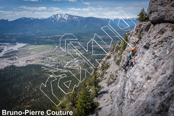 photo of Spacers , 5.9 ★★ at Asimov Wall from Columbia Valley Rock Climbing