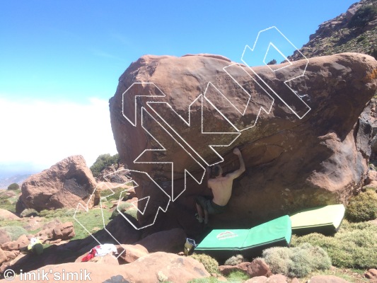 photo of Stardust, V4/5 ★ at Razor from Morocco: Oukaimeden Bouldering