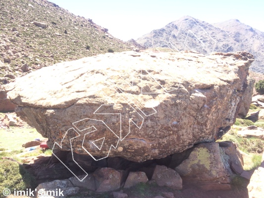 photo of Batata, V4  at Tibiet from Morocco: Oukaimeden Bouldering